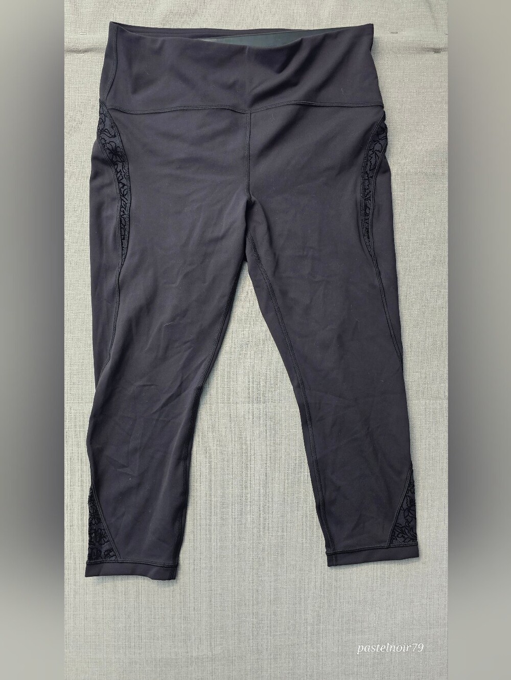 Lululemon Wunder Under Crop HR 21" Flocked Everlux Black Size 14